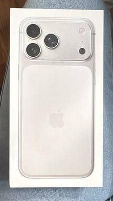 Apple iPhone 17 Pro Max 0