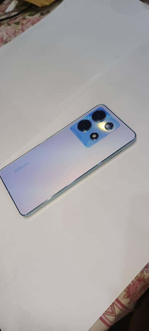 Infinix Note 30 9