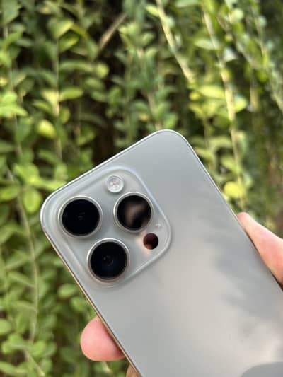 Apple iPhone 15 Pro
