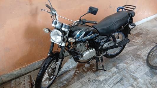 Suzuki Gs 150 SE 2022/ 2023
