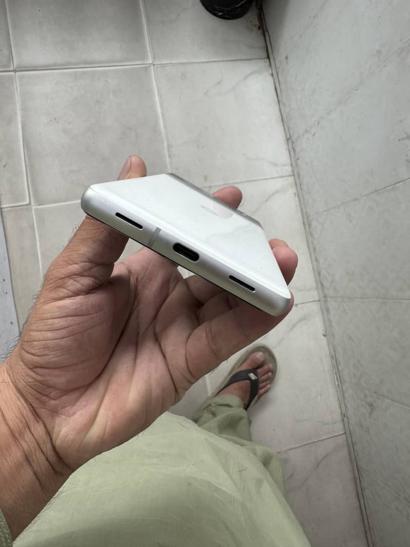 Google Pixel 7a 0