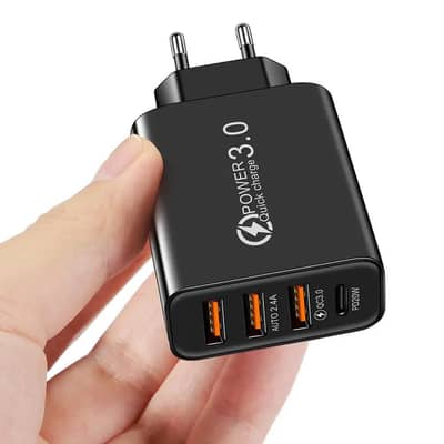 Power 3.0 Fast Charger 4 Port Type-C PD 20W [10/10 Condition]