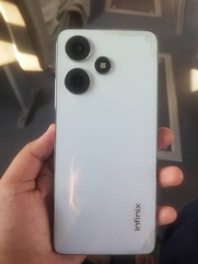 Infinix Hot 30 8+8 ram/128 rom