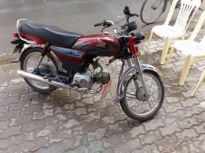 Cd 70 Model 2024 Location Jaranwala sirf call O3O34O88469