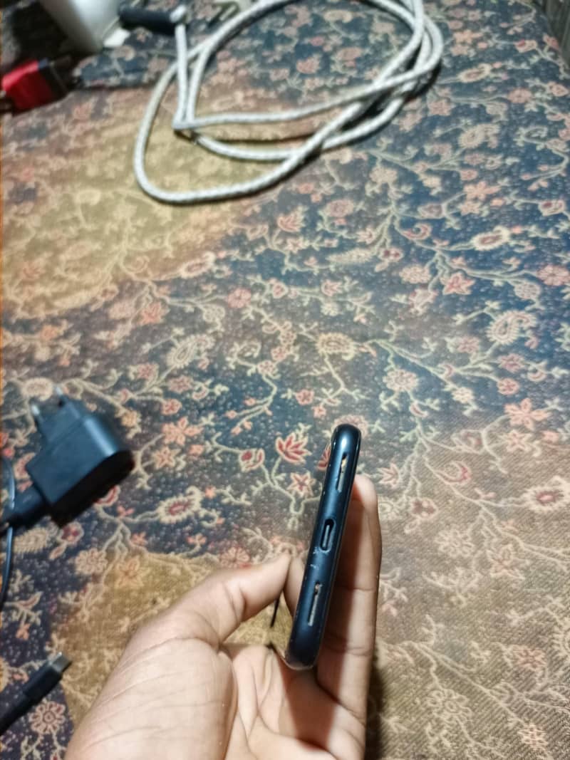 Google Pixel 4a 3
