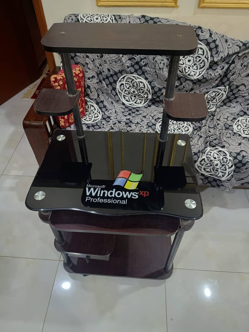 computer table 1