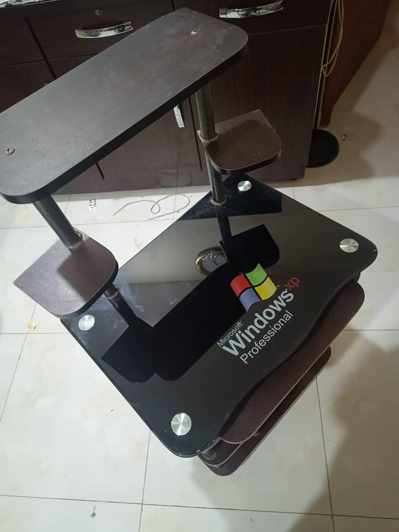 computer table 3