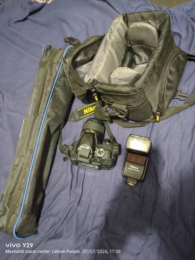 I want to sale my camera D3300