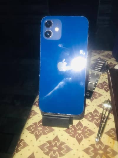 Apple iPhone 12 factory unlock