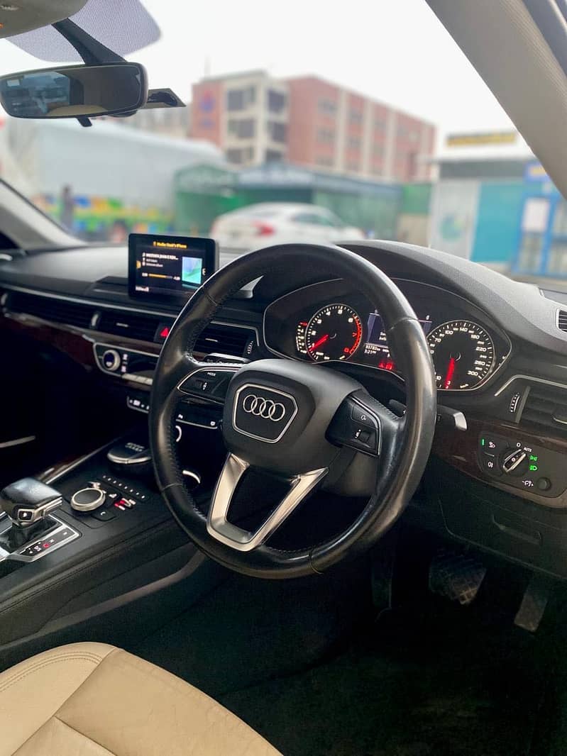 Audi A4 11