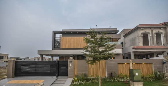 One Kanal Luxurious Modern House Available For Rent in DHA Lahore Phase 6