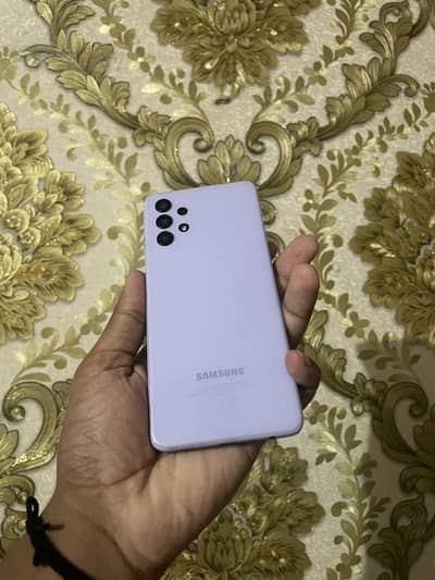 Samsung Mobile A32 BOX & CHARGER