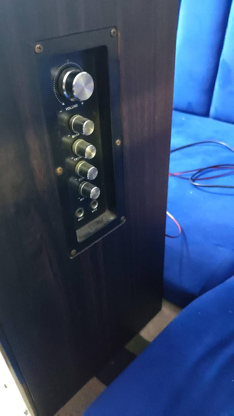 speaker 1