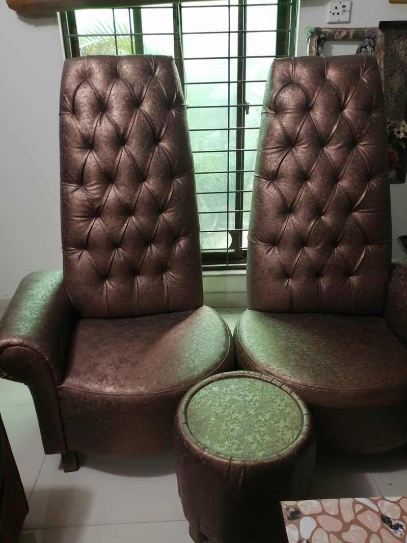 High back chairs 0