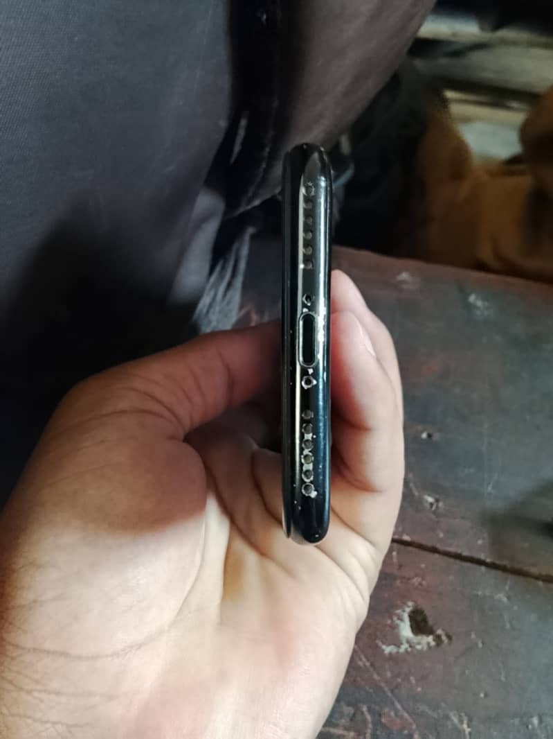 Apple iPhone 7 4