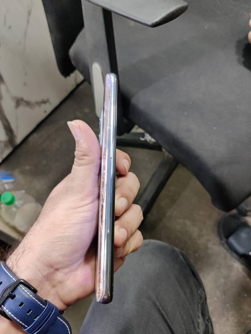 One Plus 9 4