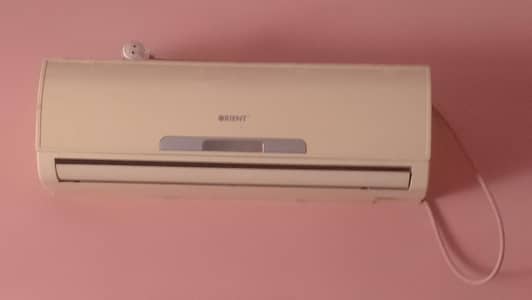 I'm selling my Orient 1.5 Ton Ac in Good working Condition