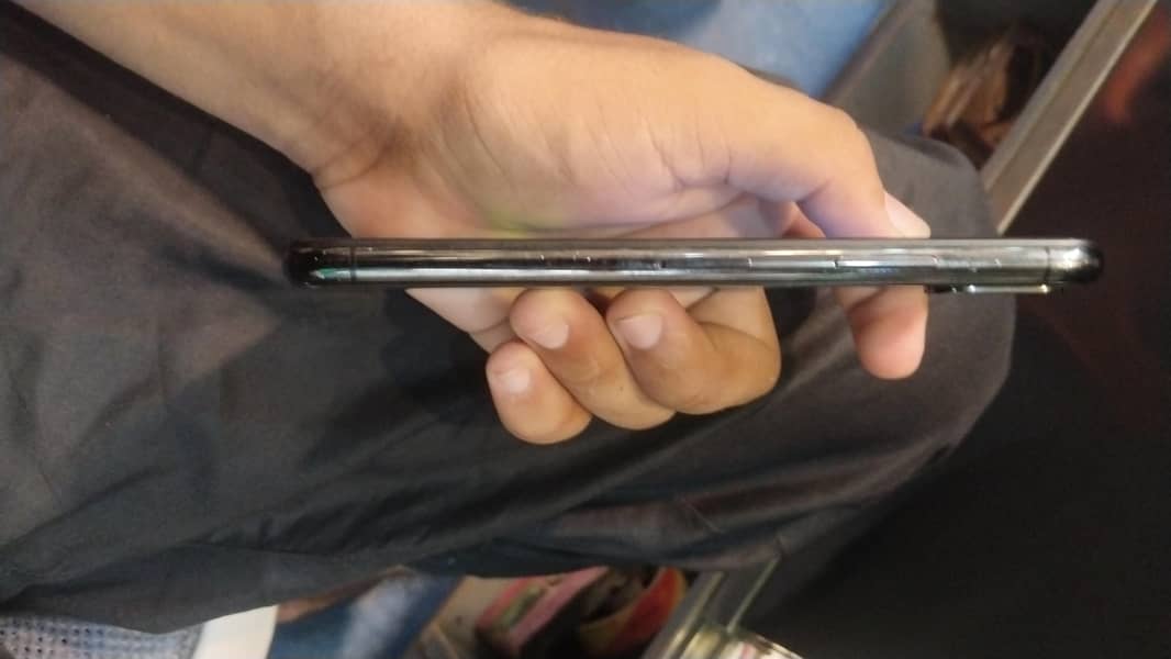 Apple iPhone X 1
