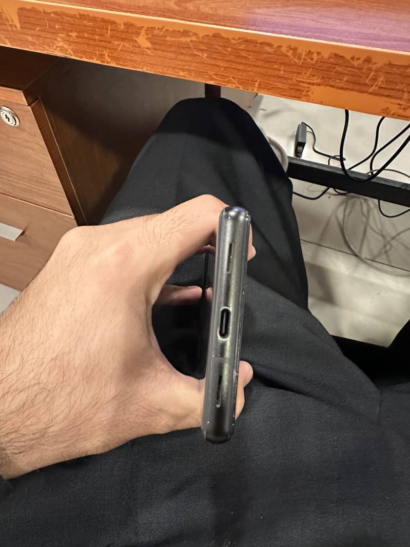 Google Pixel 6a 5