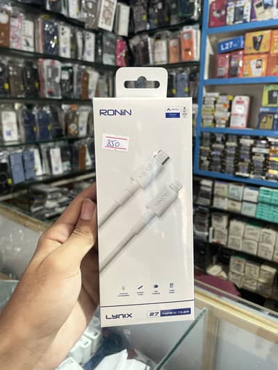 RONIN - C TO LIGHTNING CABLE ~ 100 IN STOCK
