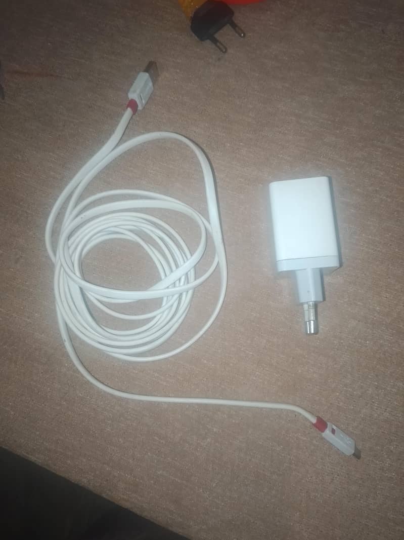 android Deta cable and adapter 0