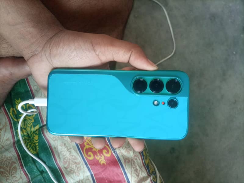 Tecno CAMON CX 0