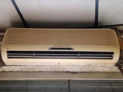 Air conditioner:LG company plasma plus