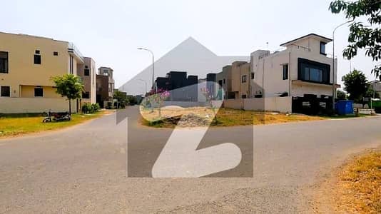 Corner Plot No-712 Block D - 5 Marla Plot On Top Location of Phase 9 Town DHA Lahore For Urgent Sale