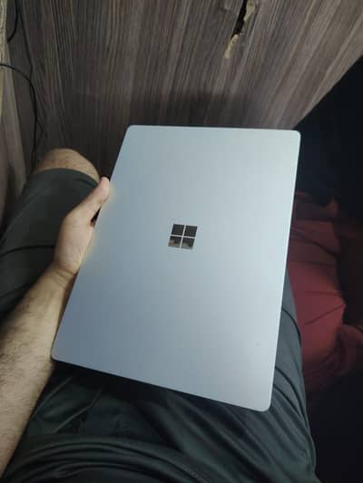 Microsoft Laptop Core i5 8Gen