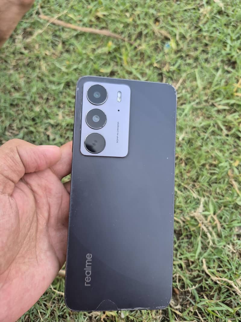 Realme C75 5