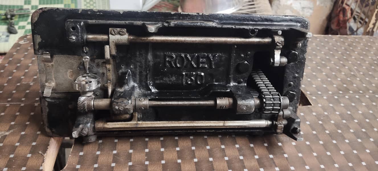 taping sewing machine 4