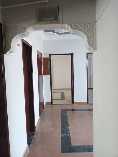 NEWLY RENOVATED 2 BED DD FLAT AVAILABLE FOR RENT IDEAL LOCATION