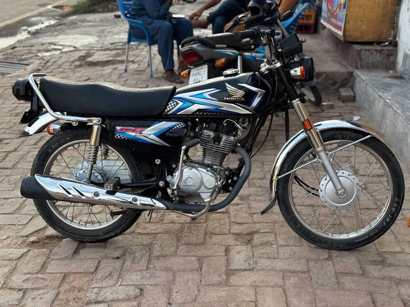 2025 Model 0