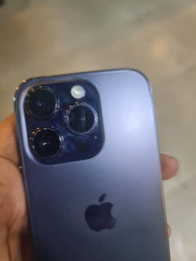 Apple iPhone 14