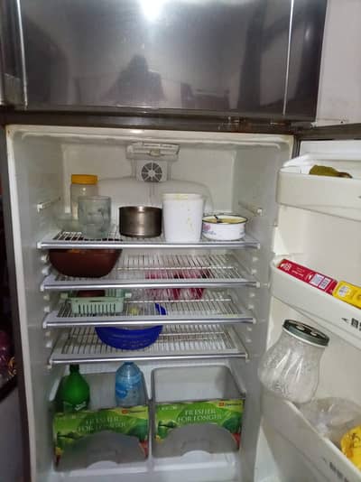 Dawlance Large size refrigerator