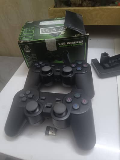 Wireless Game Controllers (2.4GHz)  TV Game Stick & PC Compatible