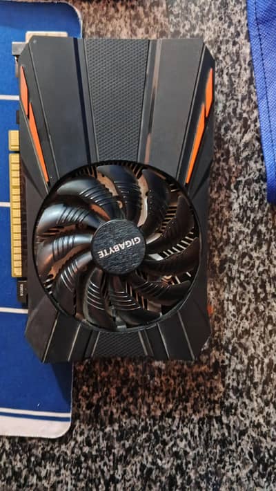 GTX 1050 2gb gigabyte for sale