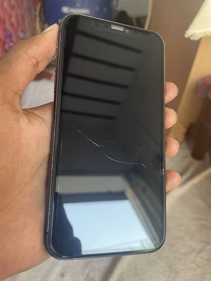 Apple iPhone 11 5