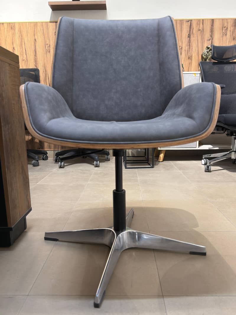Visitor Chairs 6