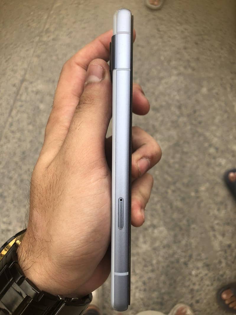 Google Pixel 7a 3