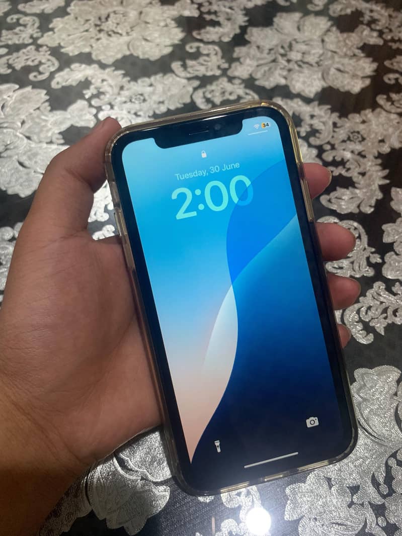 Apple iPhone XR 1