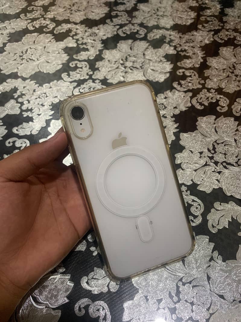Apple iPhone XR 2