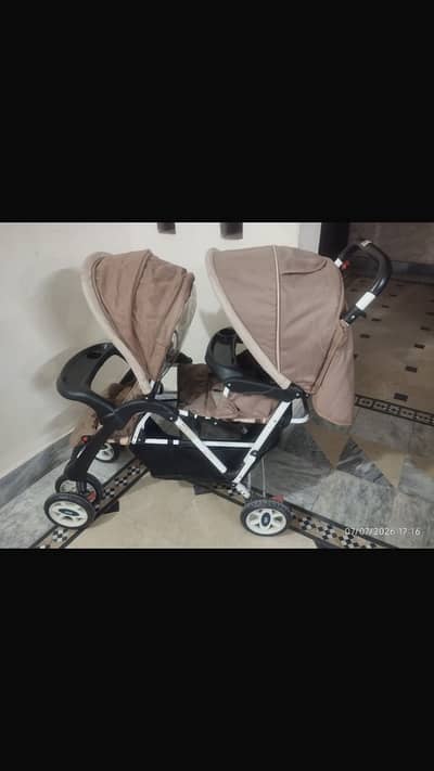 Twin stroller Bravo