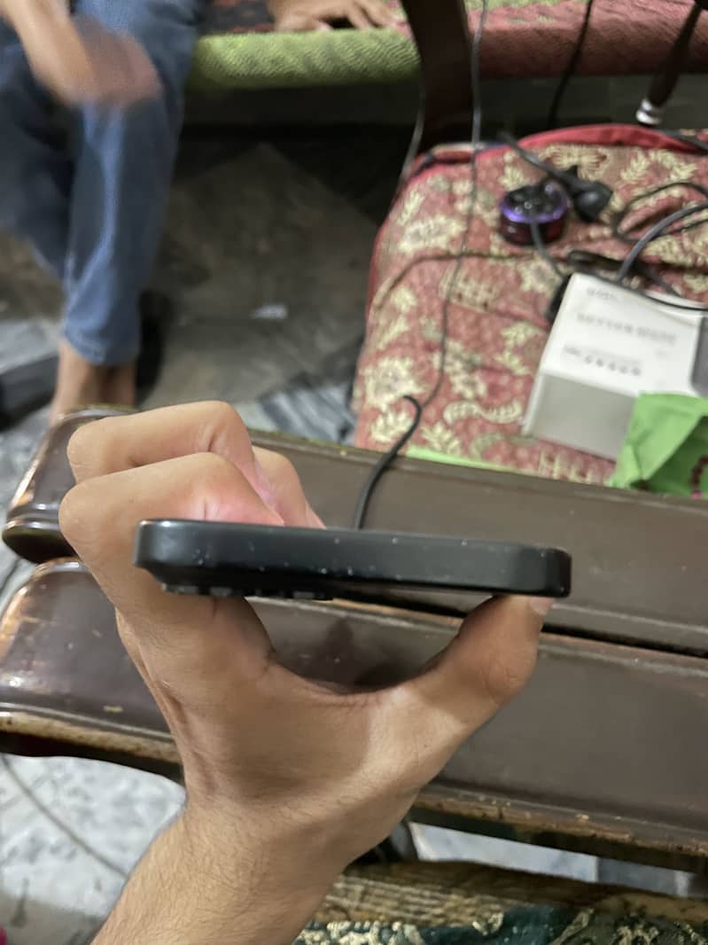 Apple iPhone 15 2