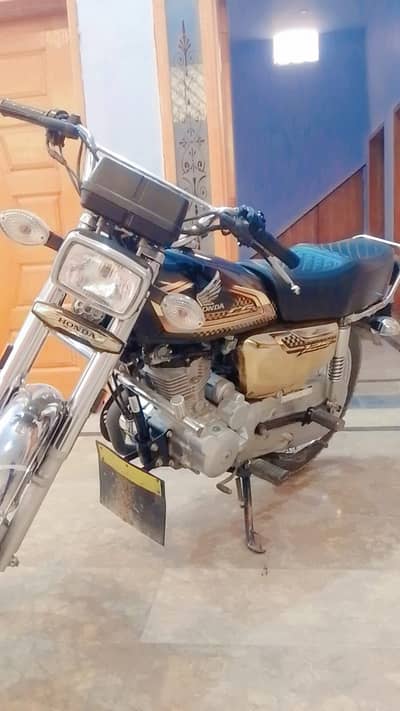 Honda CG 125 2025