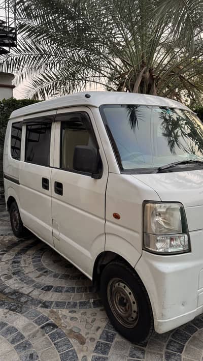 Suzuki Every 2009
