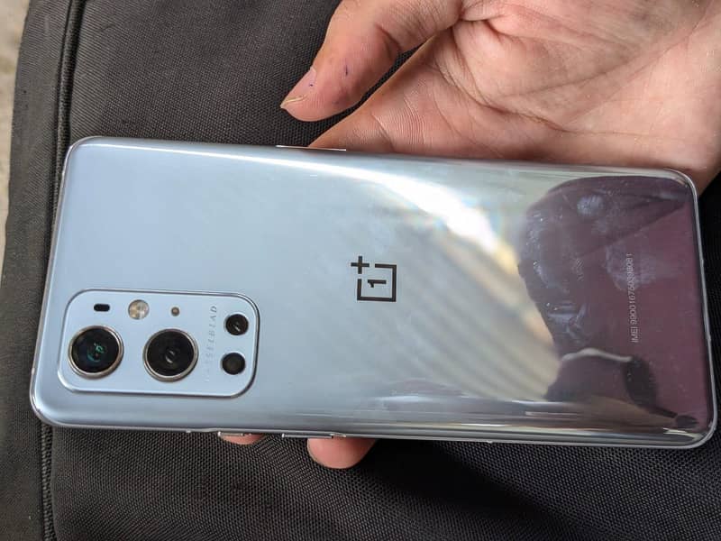 One Plus 9 Pro 4