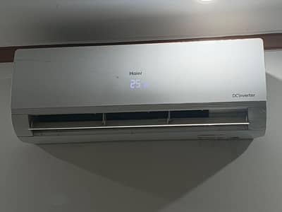 ac 1.5 ton inventer one secson use only almost new