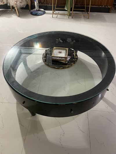 Kitchen dining table