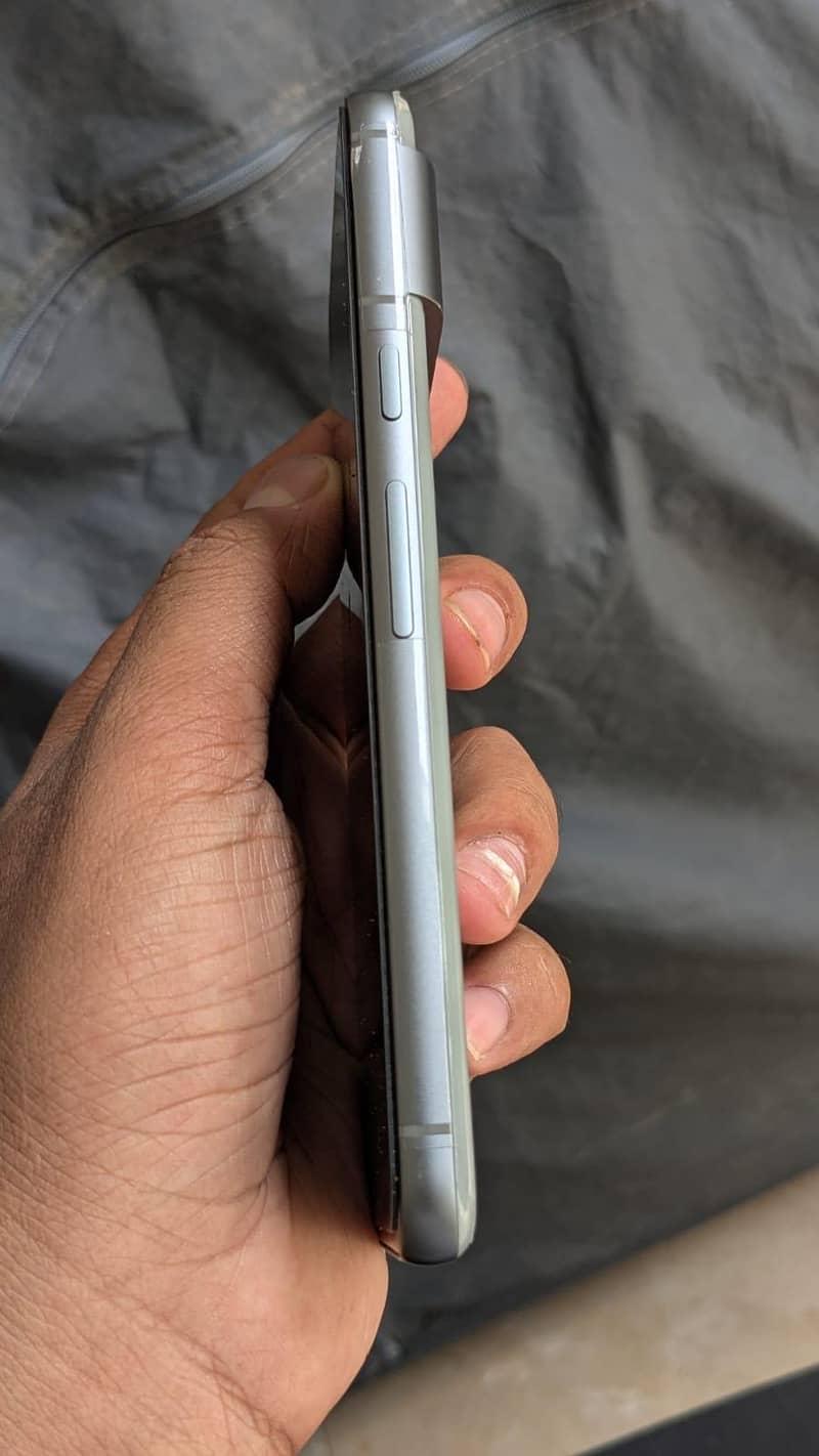 Google Pixel 8 1